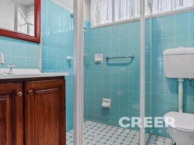 Cozy 5/32 partinson Street, Charlestown Apartment for rent Li.