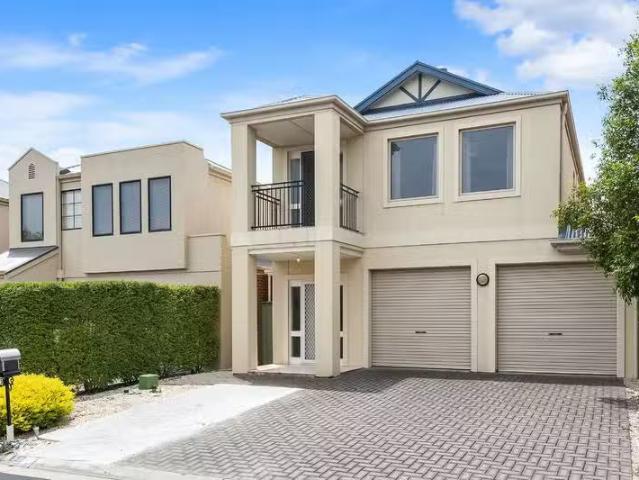 Charming 53 Avocet Drive, MAWSON LAKES, SA 5095 House for Rent