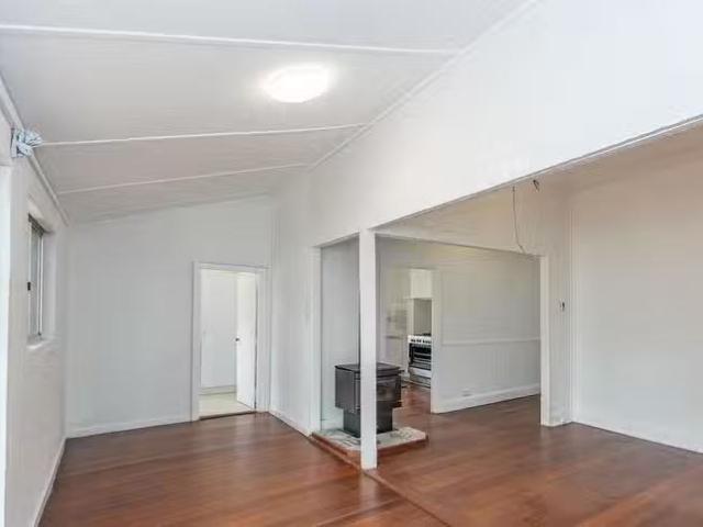 Charming 54 Newcastle Road, Northam, WA 6401