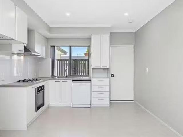 Cozy 5/59 Collier Road, Morley, WA 6062