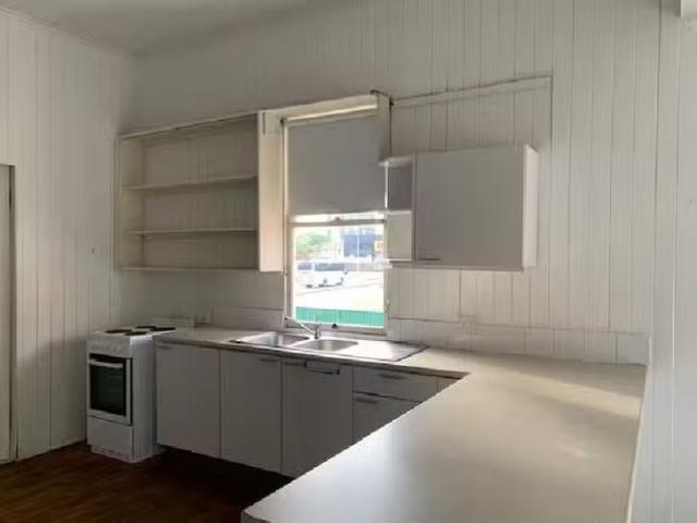 Nice 55 Frank Street, Labrador, QLD 4215