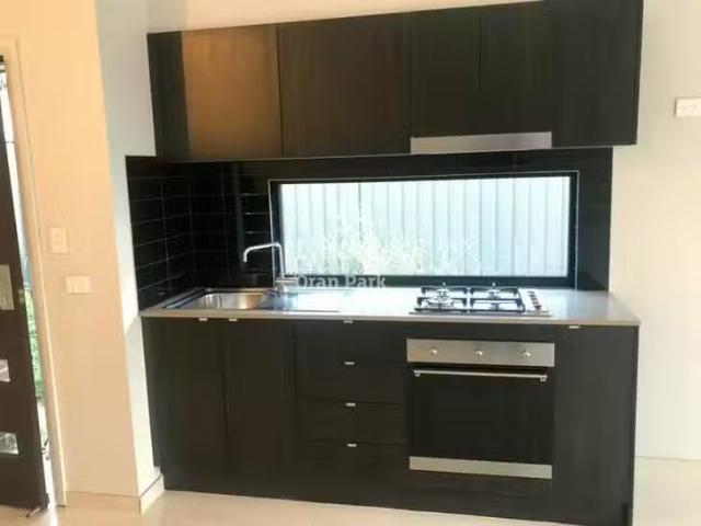 Rental! 55A Thorpe Circuit, Oran Park, NSW 2570