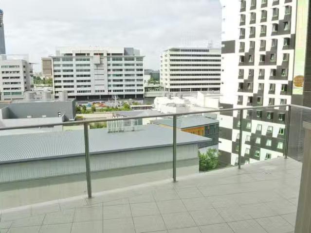 Cozy 56/128 Merivale Street, South Brisbane, QLD 4101