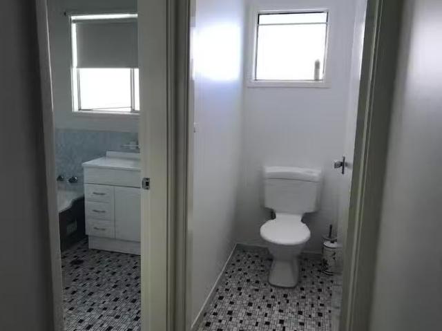 Cheap 56 Kinarra Street, South Tamworth, NSW 2340