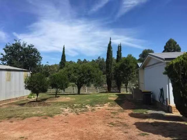 Deal! 56 Holyoake Road, Dwellingup, WA 6213