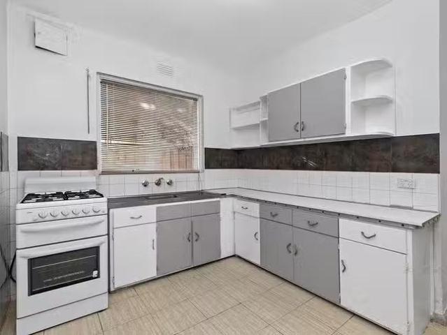 Just in! 5/71 Lewisham Road, Windsor, VIC 3181