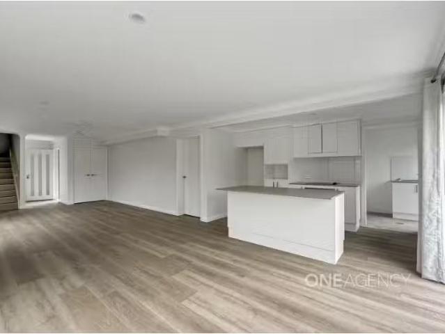 Cozy 5/82 Bay Street, Port Macquarie Townhouse for rent Liste.