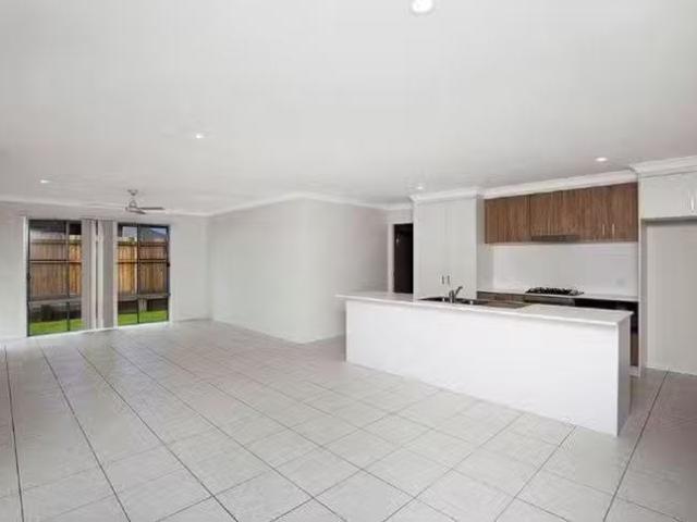 Unique 58 Blaxland Road, Urraween, QLD 4655