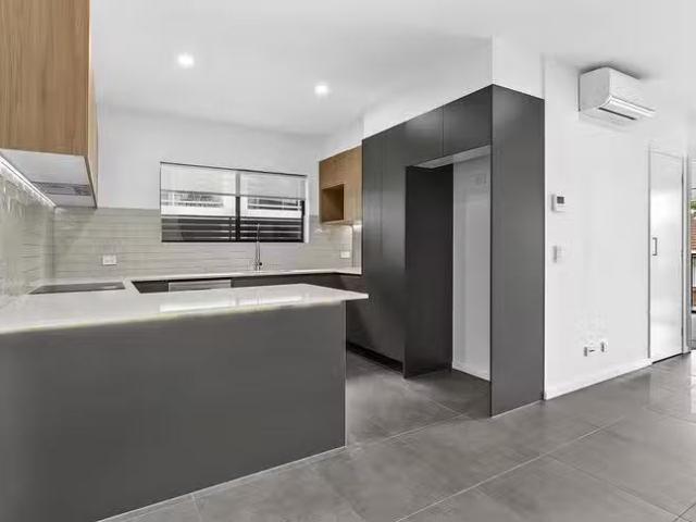 New 5/99 Eliza Lane, Wavell Heights, QLD 4012