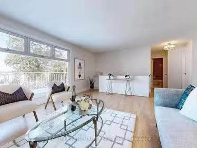 Charming 5919 Lakeshore Road, Whitchurch Stouffville, ON, L4A.