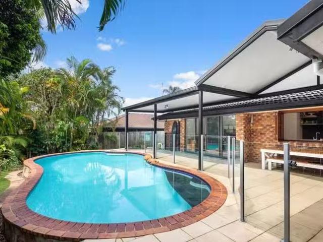 Deal! 59 Sunningdale Circuit, Robina, QLD 4226