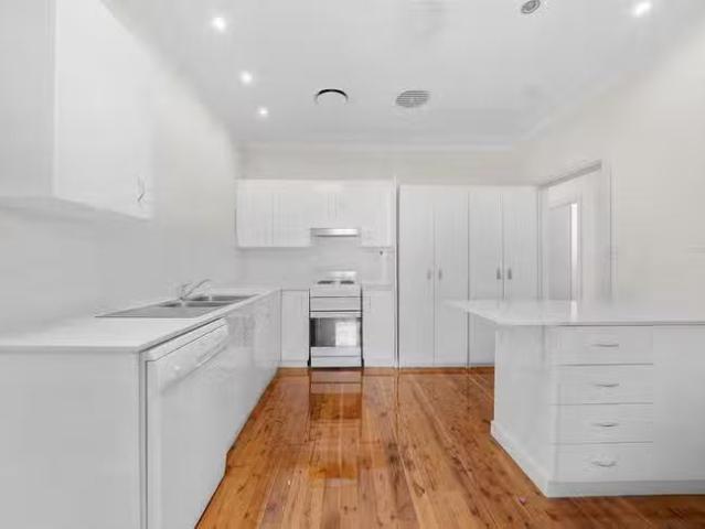 Cozy 5 Valda Street, Blacktown, NSW 2148