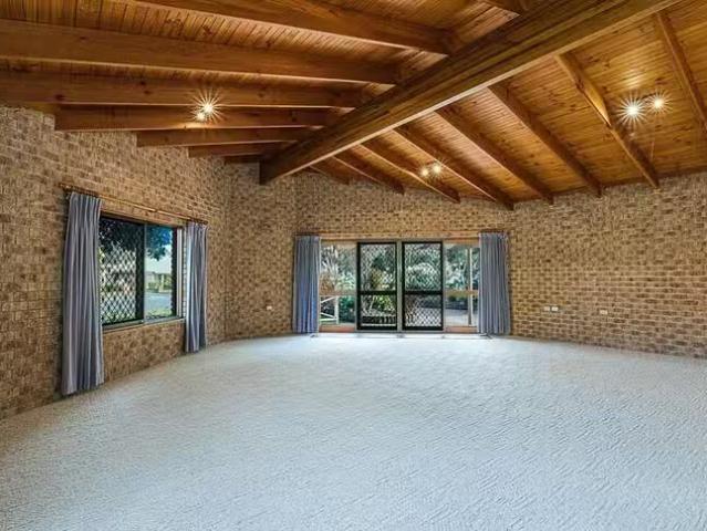 For Rent! 5 Whitby Court, Banksia Beach, QLD 4507