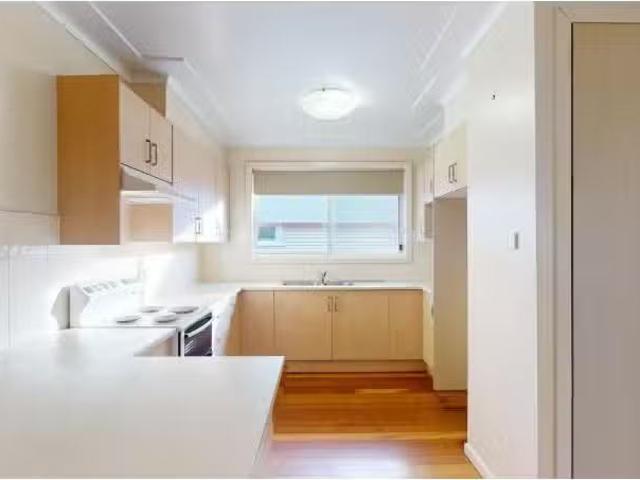 Cozy 5 Arthur Street, Rutherford House for rent Listed by Lea.
