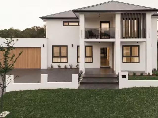 Cheap 5 BR 40 Flintlock Drive, Harrington Park House for rent.