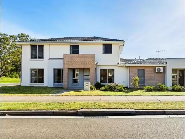 Nice 5 BR 14 Chadwick Drive, GABLES House for rent Listed by.