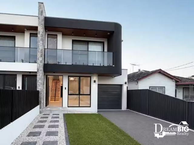 Rental! 5 BR 23 O'Connor Street, Guildford House for rent Lis.