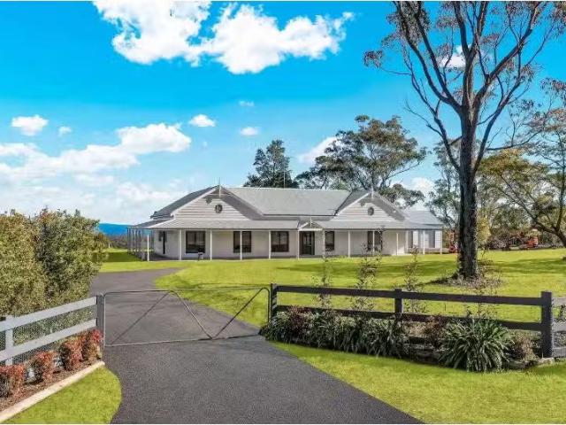 Unique 5 BR 3340 Old Northern Road, Glenorie House for rent L.