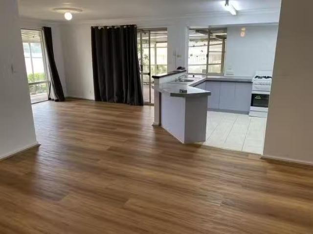 Charming 5 Carr Place, Usher, WA 6230