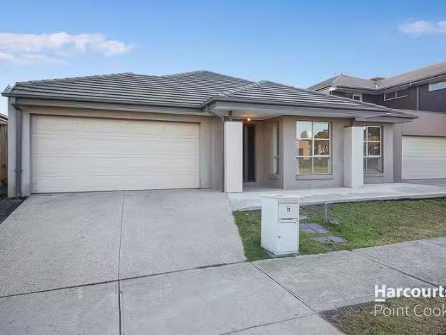 Cozy 5 Diadem Way, WILLIAMS LANDING, VIC 3027 House for Rent