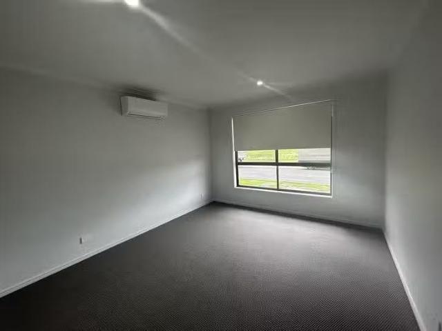 Just in! 5 Picton Street, Jimboomba, QLD 4280
