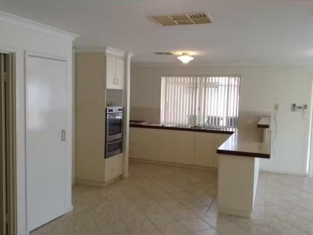 Charming 5 Silvergull Terrace, AUSTRALIND House for rent List.