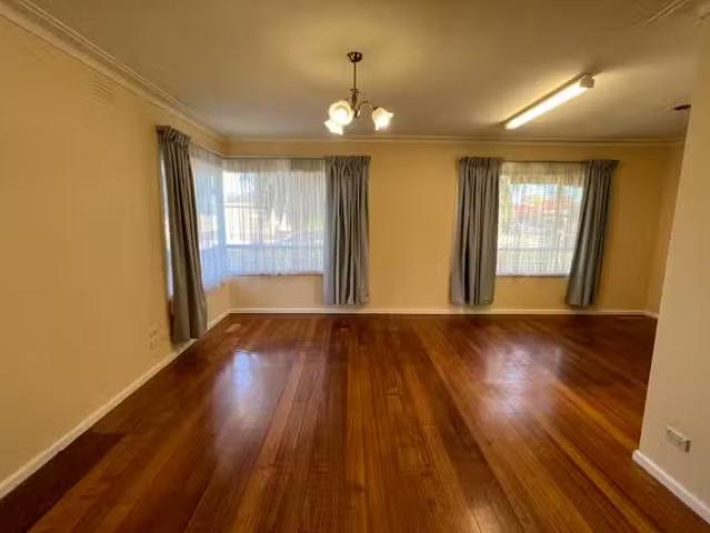 Unique 60 Oleander Drive, St Albans VIC 3021