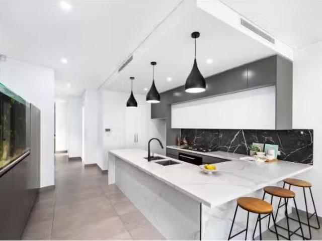 Charming 60 Sandakan Rd, Revesby Heights House for rent Liste.