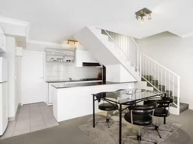 Cheap 6/19 23 Sinclair Street, Wollstonecraft, NSW 2065