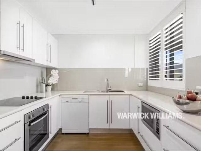 Cozy 6/106 St Georges Crescent, Drummoyne Apartment for rent.