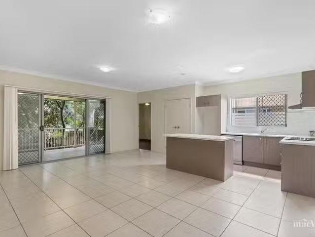 Deal! 6/12 Glenfern Avenue, Kedron, QLD 4031