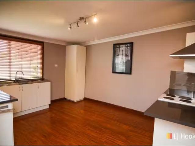 Rental! 61 Coalbrook Street, Lithgow House for rent Listed by.