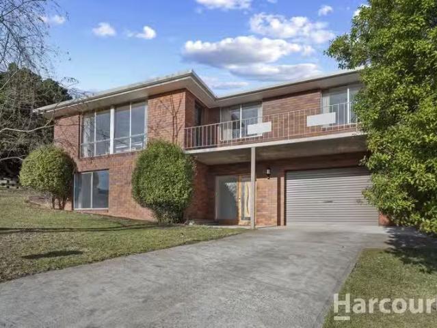 Charming 61 Lindhill Avenue, GEILSTON BAY, TAS 7015 House fo.