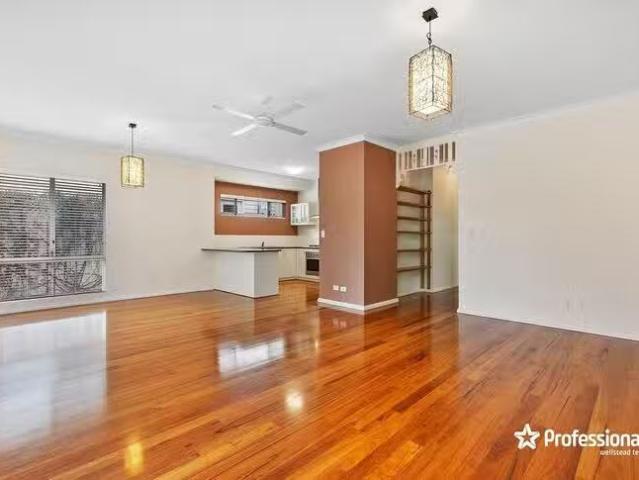 Cozy 61 Second Avenue, Bassendean, WA 6054
