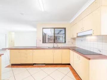 Charming 61 Sumners Road, Jamboree Heights, QLD 4074