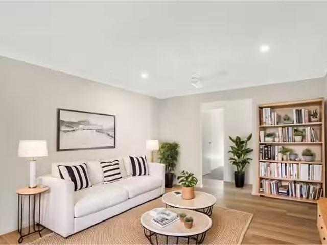 Cozy 62 Alfred Rose Crescent, Collingwood Park, QLD 4301