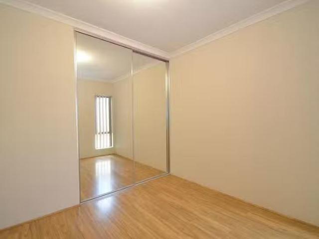 Cheap 6/37 Little John Road, Armadale, WA 6112