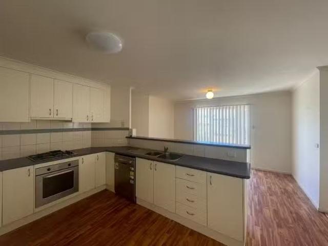 Nice 63 Kurrajong Crescent, WEST ALBURY House for rent Listed.