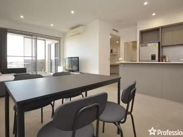 Charming 64/8 Hawksburn Road, Rivervale, WA 6103