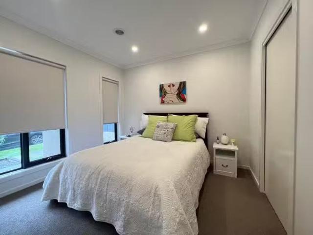 Just in! 65 Roscoe Avenue, KALKALLO, VIC 3064 House for Rent