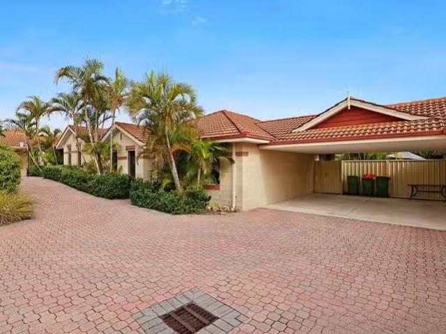 Rental! 65A Alness Street, Ardross, WA 6153