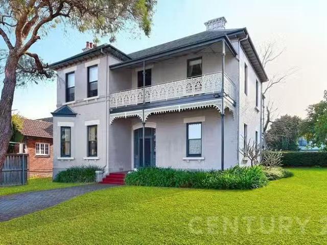 Cheap 668 Darling Street, Rozelle, NSW 2039