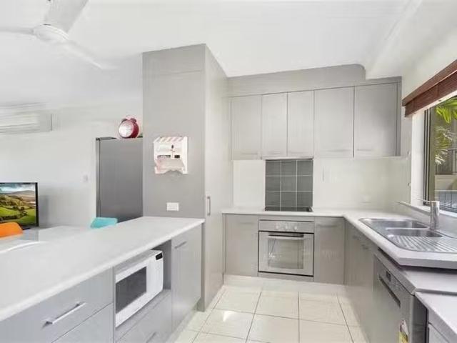 New 6/68 72 Charles Street, Manunda, QLD 4870