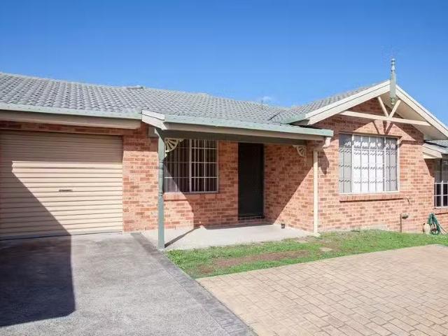 Cheap 6/69A George Street, EAST MAITLAND Apartment for rent L.