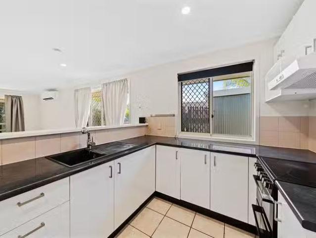 New 67 Bottlebrush Drive, Regents Park, QLD 4118
