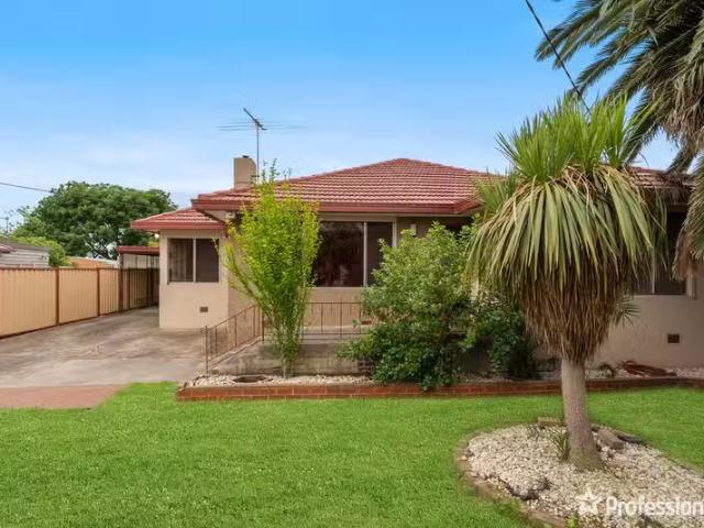 Rental! 67 Theodore Street, St Albans VIC 3021