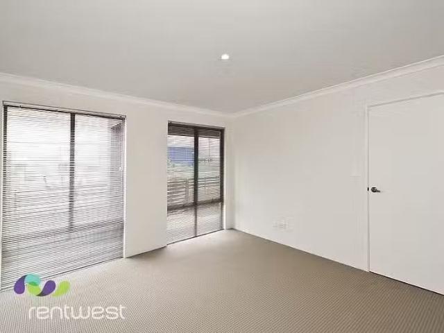 Just in! 68 Mennock Approach, Baldivis, WA 6171