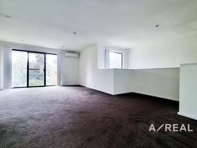 Deal! 6/8 Sierra Avenue, Sunshine West, VIC 3020