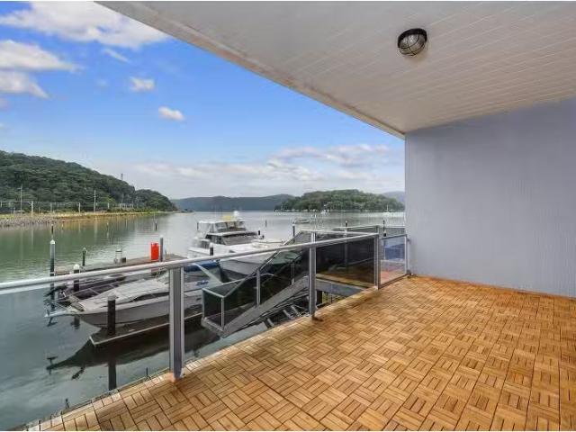 New 6/9 Dangar Road, Brooklyn Apartment for rent Listed by Ar.