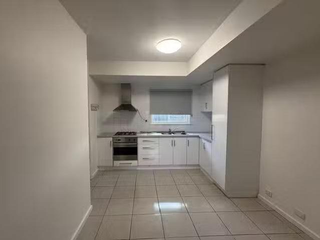 Unique 6 Talona Crescent, Corio, VIC 3214
